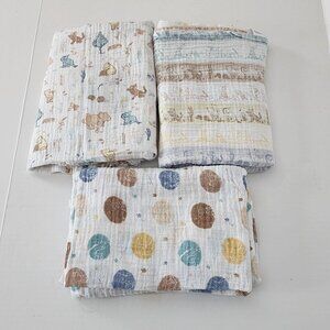 Disney Baby Aden + Anais muslin swaddle blanket bundle of 3 Winnie the Pooh